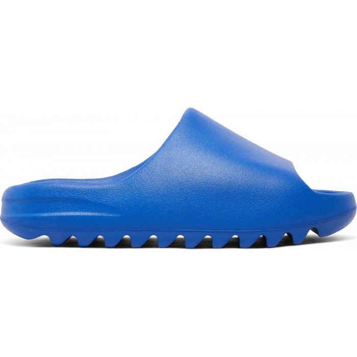 Adidas Yeezy Slide  ‘Azure’